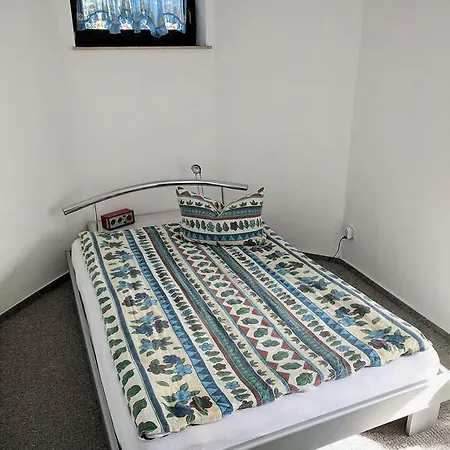 아파트 Pension-und-ferienwohnung-grimma 그림마